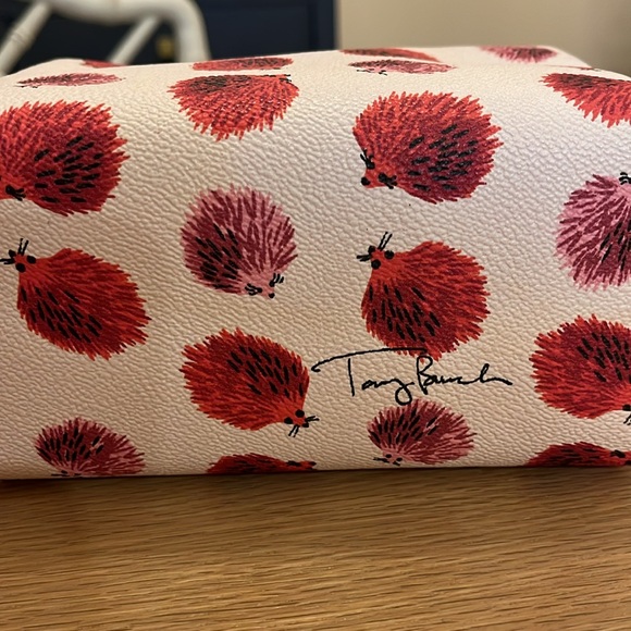 Tory Burch White Hedgehog Zip Makeup Cosmetic Case Bag Never Used Pink Red Gold - Picture 6 of 10